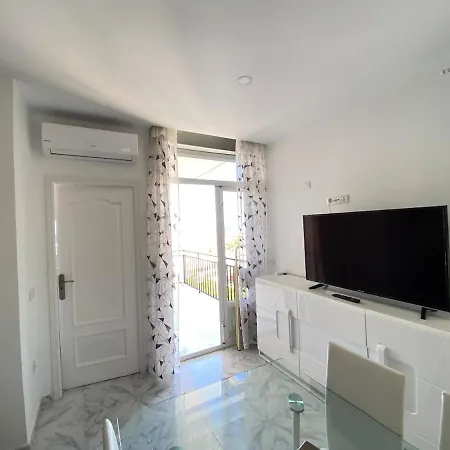 Διαμέρισμα 1 Bedroom Sea View With Steps To In Cristianos By Aqua Vista Tenerife