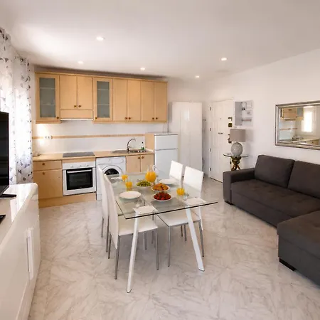 1 Bedroom Sea View With Steps To In Cristianos By Aqua Vista Tenerife Διαμέρισμα *