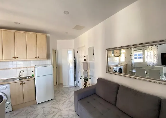 Апартаменты 1 Bedroom With Sea View Just A Few Steps To In Cristianos Лос Кристианос